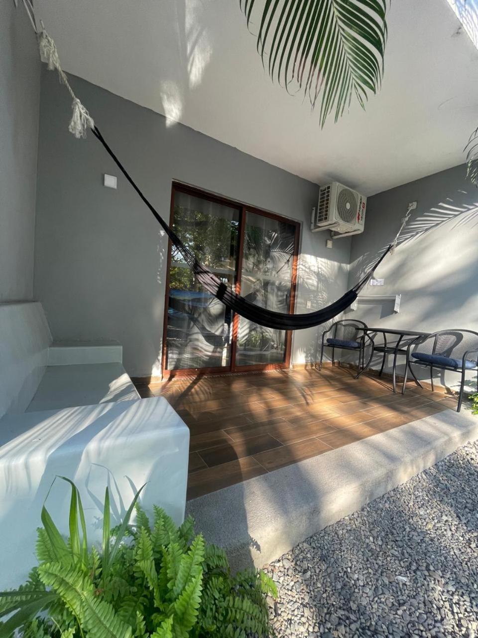Hotel Aldea Sol Zihuatanejo Exterior foto